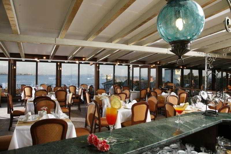Azade Hotel Стамбул Ресторан фото